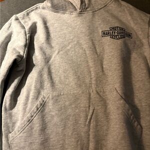 Harley-Davidson Men’s Light Gray Crewneck Sweatshirt with Black Logo